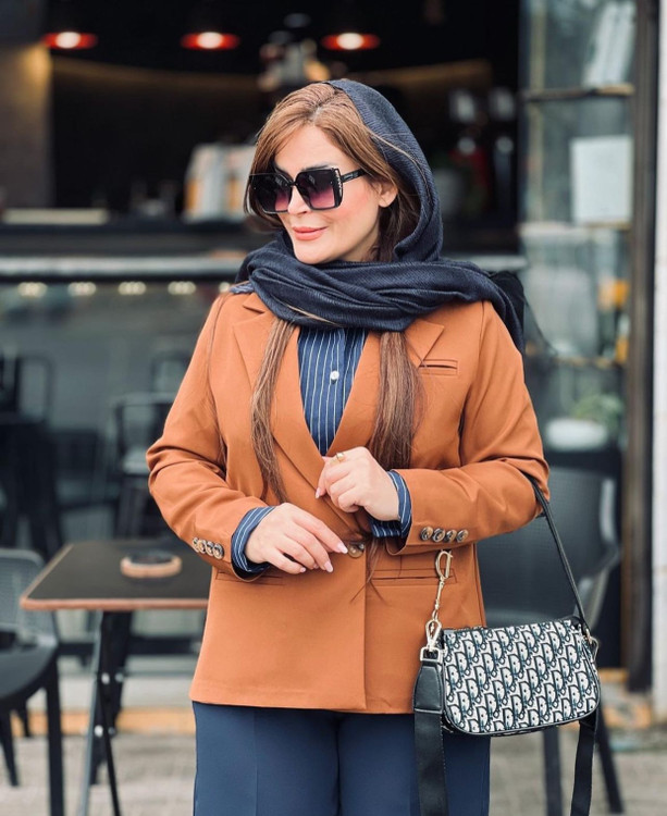 ست کت و شلوار و شومیز