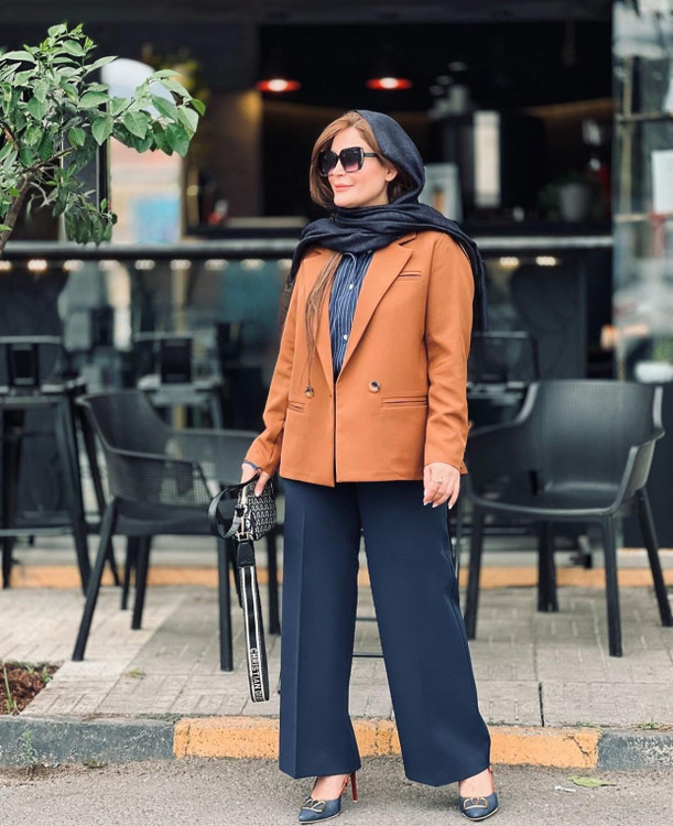 ست کت و شلوار و شومیز