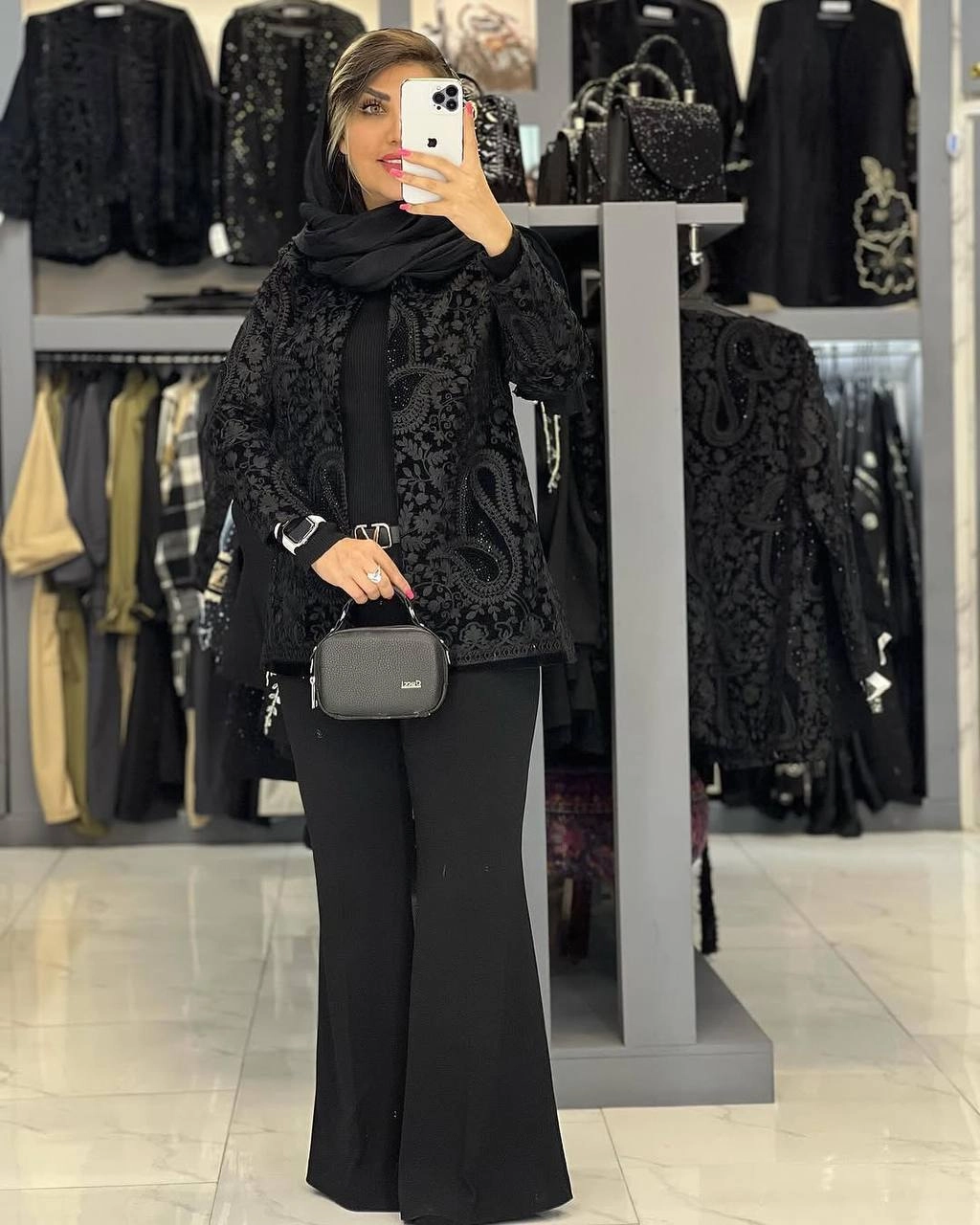 کت سوزن دوزی نیلا