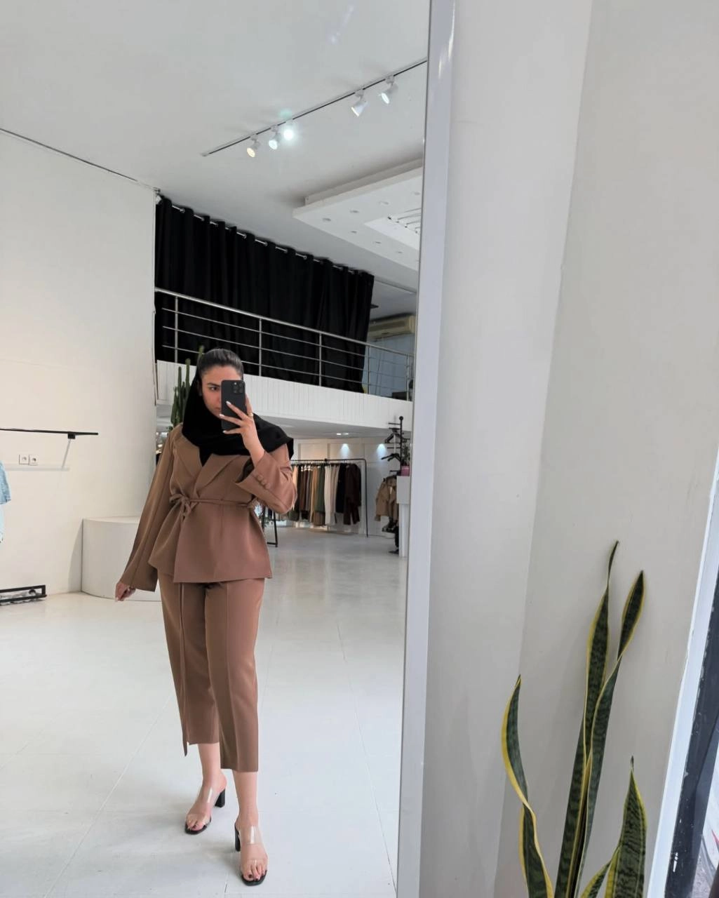 کت و شلوار نغمه